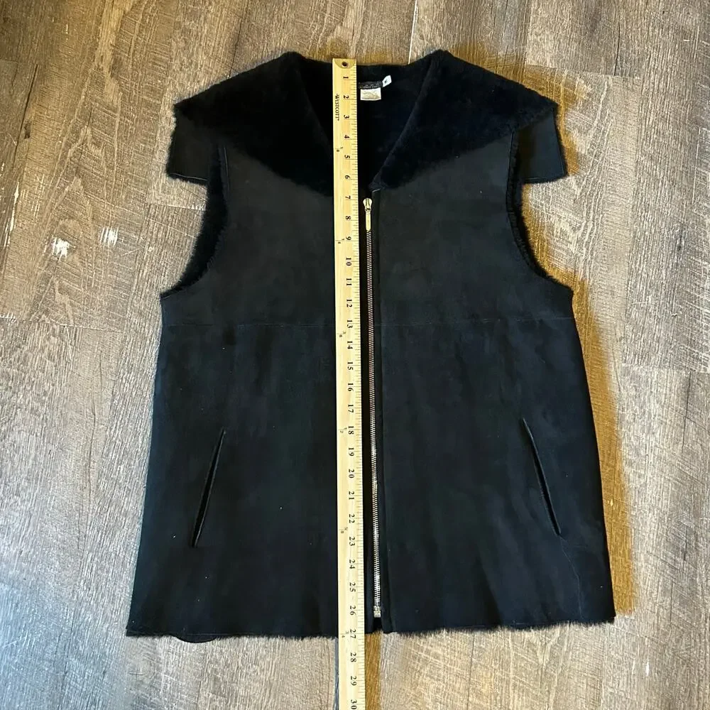 Vintage KORS Michael Kors 100% Suade Shearing Black Vest Size Medium